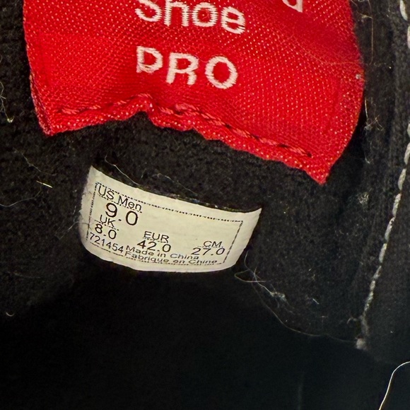 Vans Green and Red Sneakers with Unique Shark Design Size 9 - Picture 6 of 6